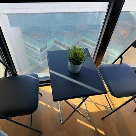Cozy 1Br Apt - Downtown Уинипег Екстериор снимка