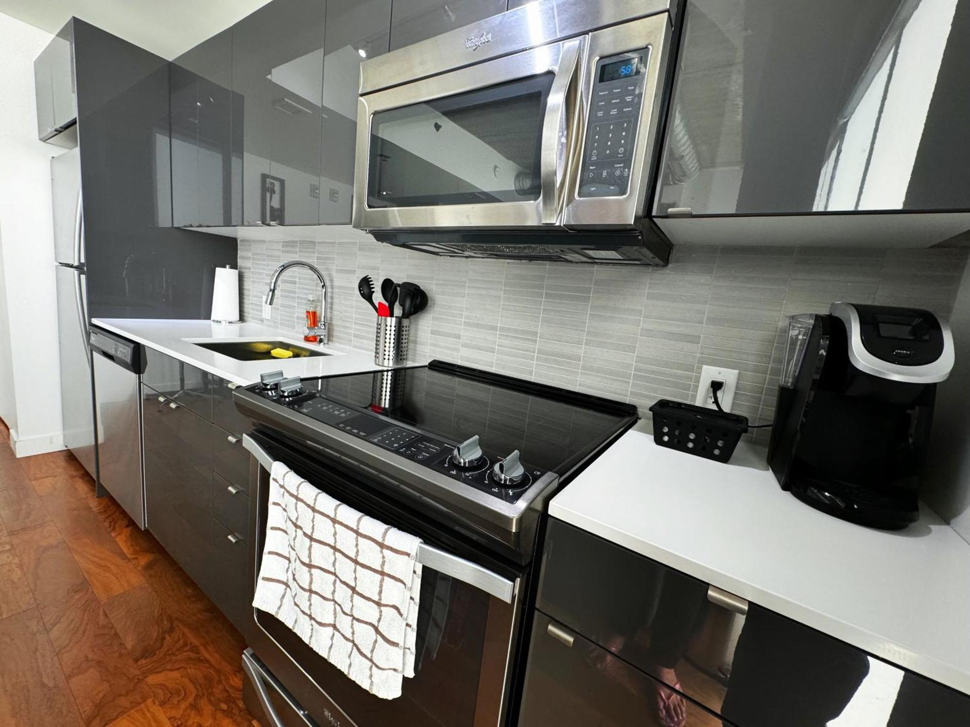 Cozy 1Br Apt - Downtown Уинипег Екстериор снимка
